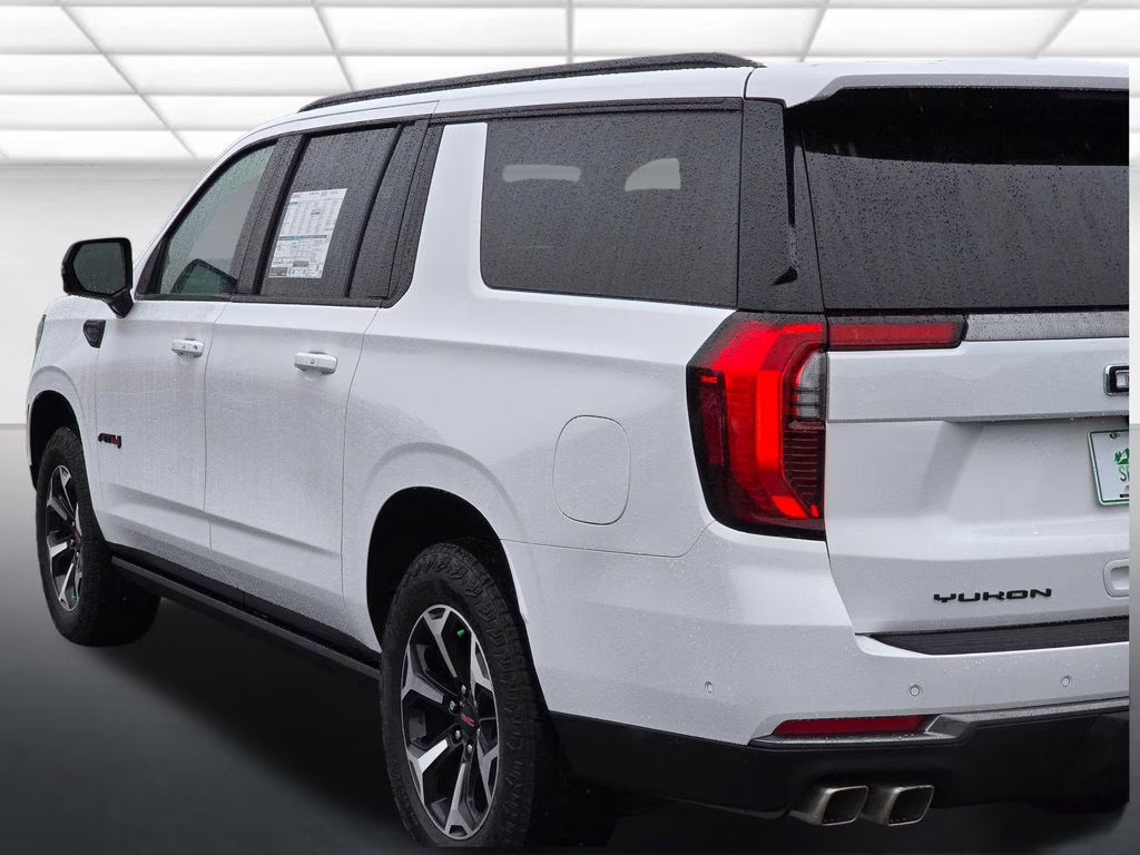 2026 Summit White GMC Yukon XL AT4 4X4 SUV