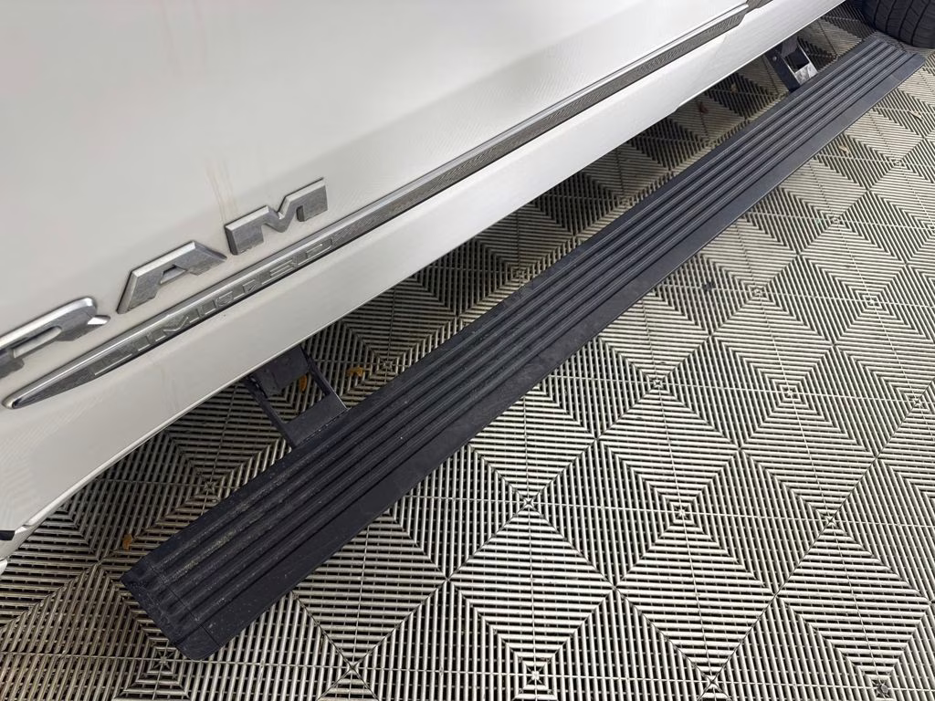 2019 Ivory White Tri-Coat Pearlcoat Ram 1500 Limited RWD Truck