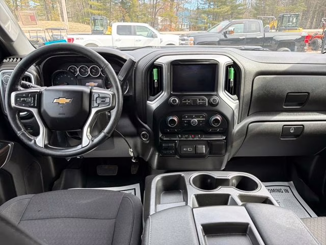 2021 Summit White Chevrolet Silverado 2500HD LT 4X4 Truck
