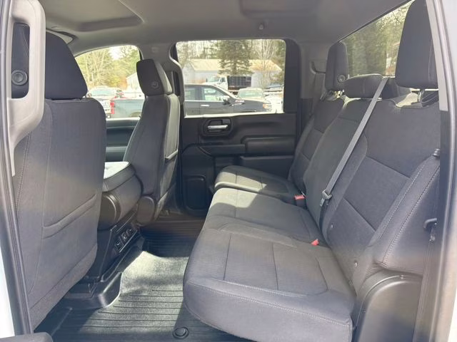 2021 Summit White Chevrolet Silverado 2500HD LT 4X4 Truck