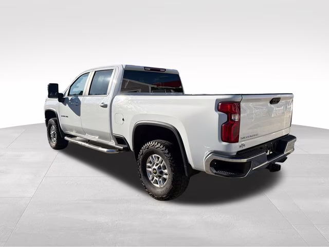 2021 Summit White Chevrolet Silverado 2500HD LT 4X4 Truck