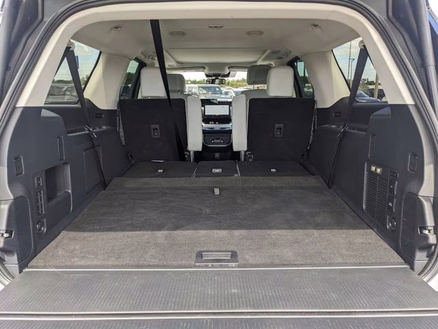 2025 Oxford White Ford Expedition Max Platinum 4X4 SUV