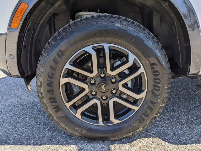 2024 Oxford White Ford Ranger Lariat 4X4 Truck