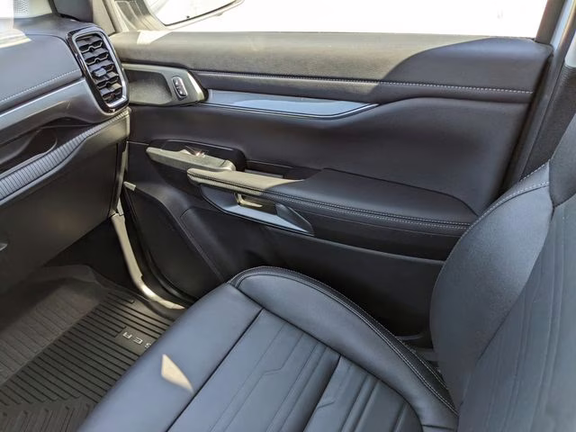 2024 Oxford White Ford Ranger Lariat 4X4 Truck