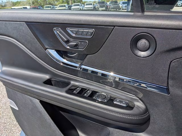 2025 Blue Metallic Lincoln Corsair Reserve AWD SUV