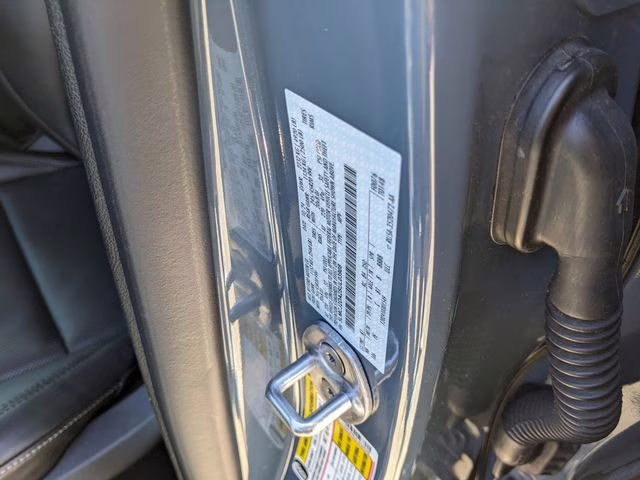 2025 Blue Metallic Lincoln Corsair Reserve AWD SUV