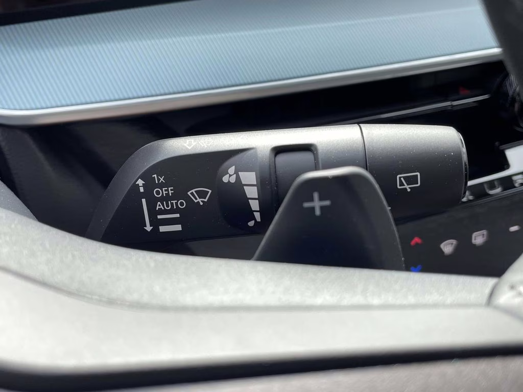 2026 Everest White Pearl Tricoat Nissan Murano Platinum AWD SUV