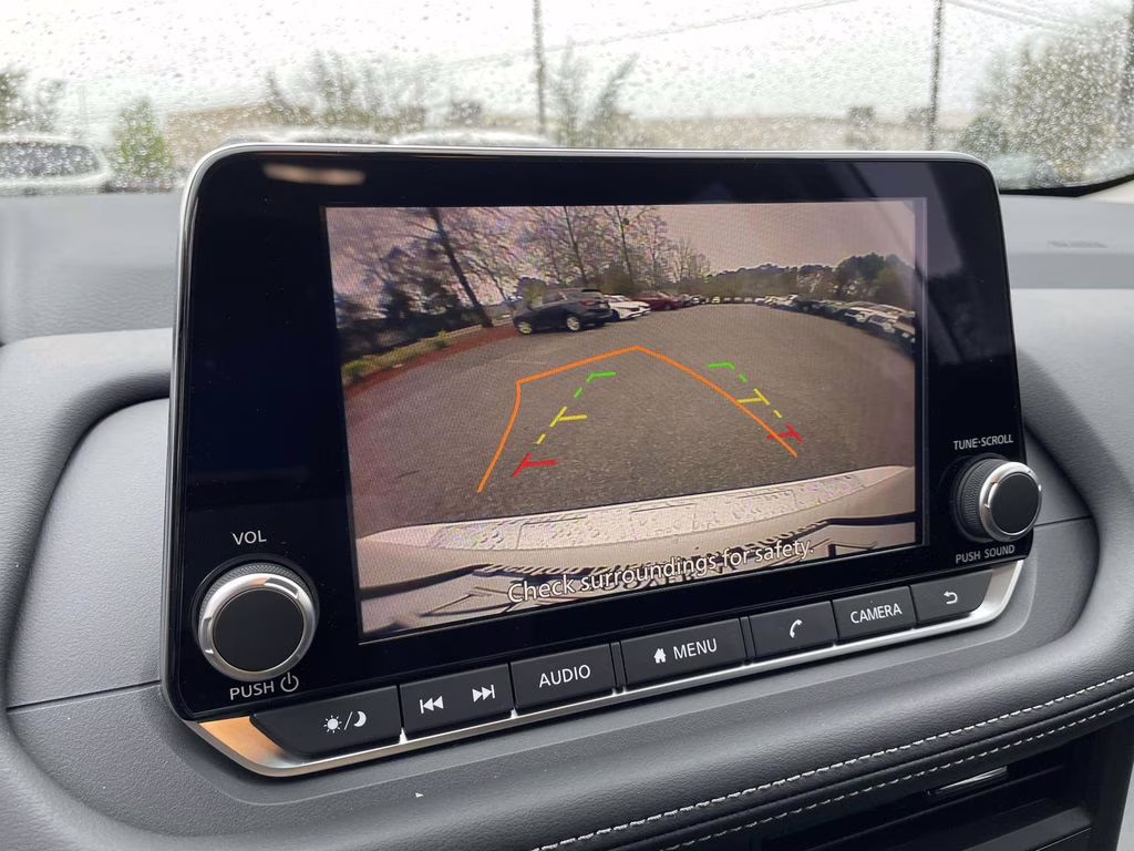 2026 Everest White Pearl Tricoat Nissan Rogue SV FWD SUV