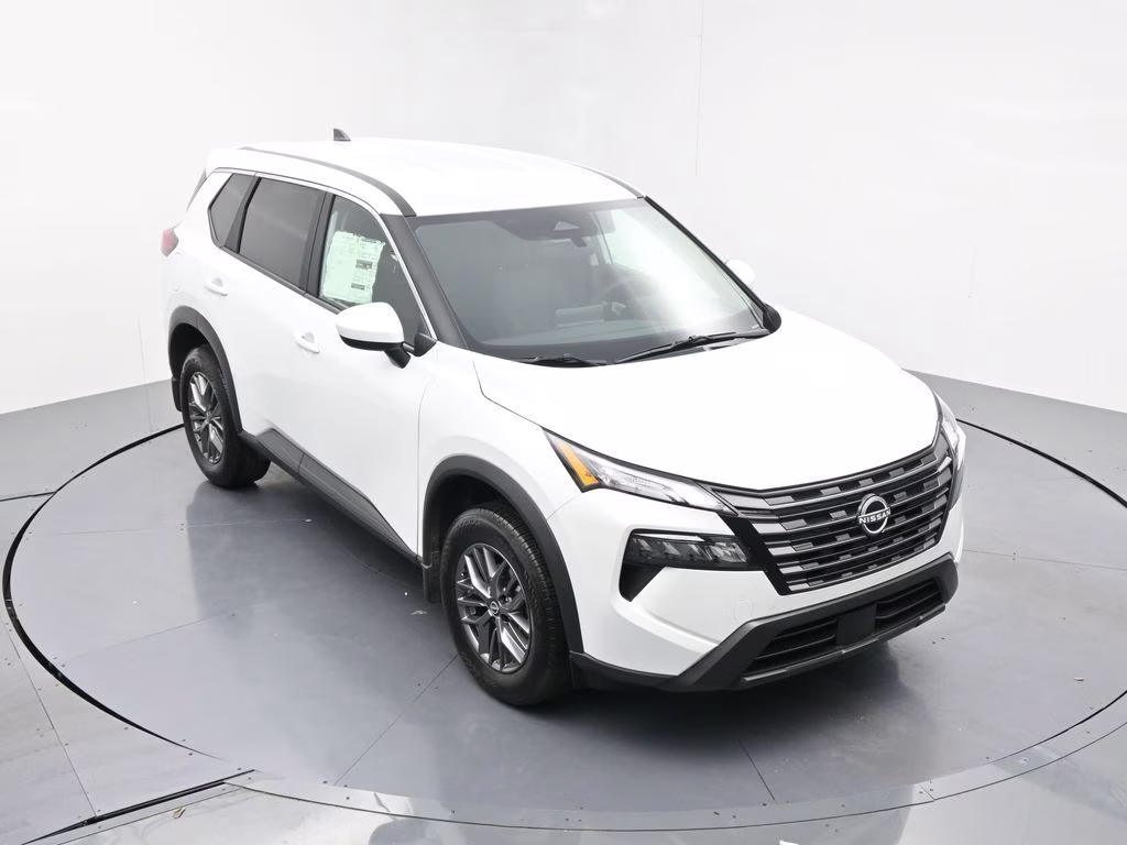 2026 Everest White Pearl Tricoat Nissan Rogue SV FWD SUV