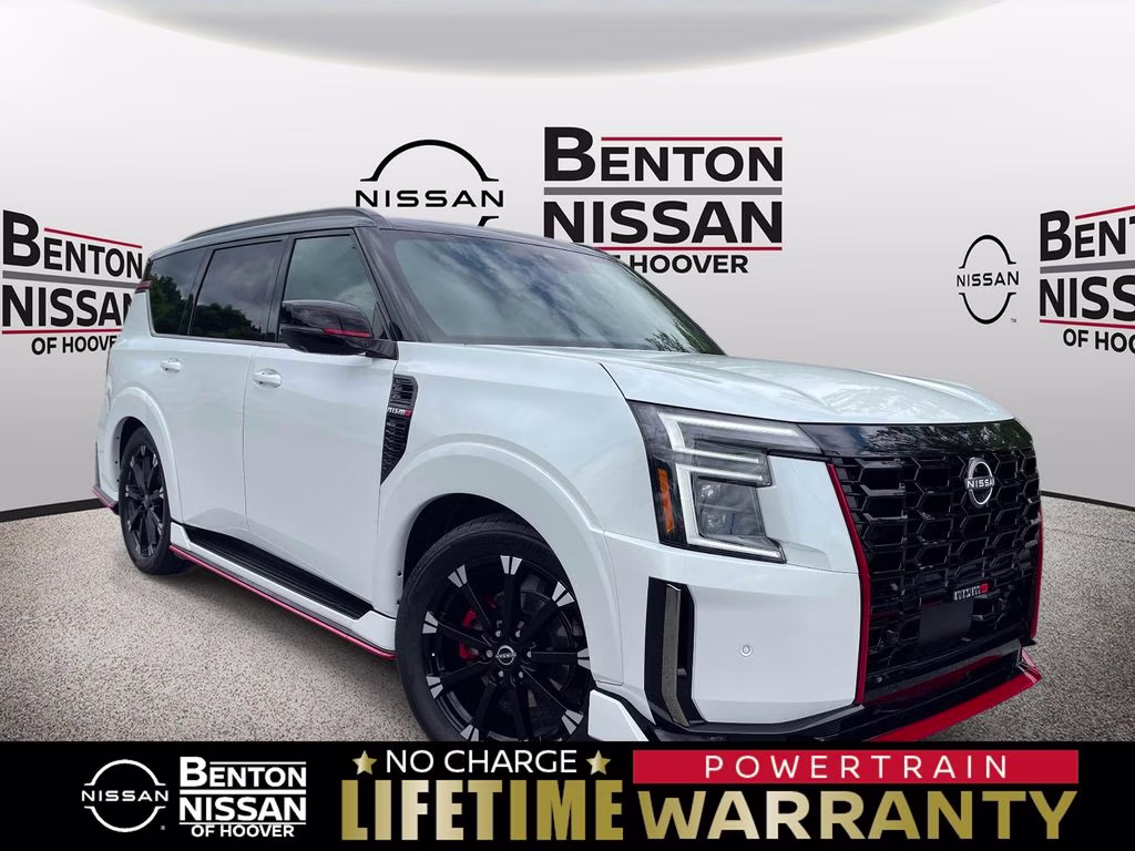 2026 Everest White Pearl/Black Nissan Armada NISMO 4X4 SUV