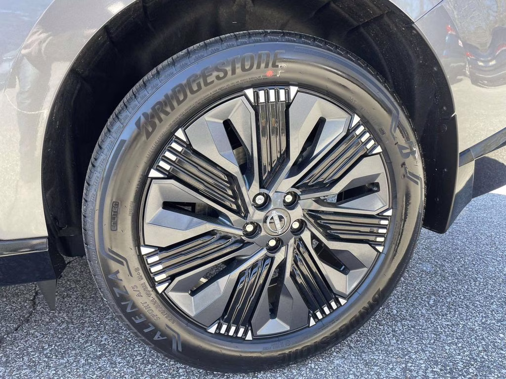 2026 Gun Metallic Nissan Murano Platinum AWD SUV