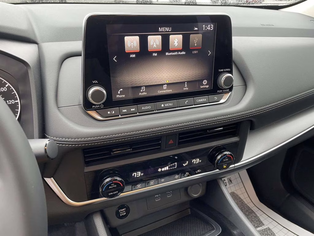 2026 Everest White Pearl Tricoat Nissan Rogue SV FWD SUV