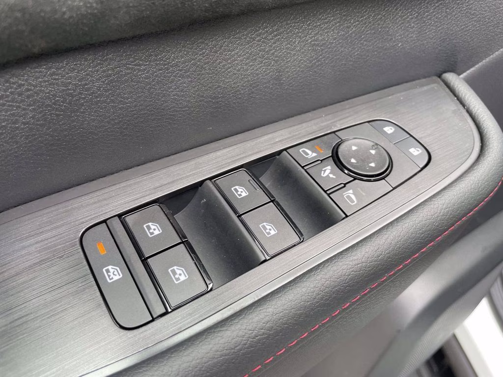 2026 Everest White Pearl/Black Nissan Armada NISMO 4X4 SUV