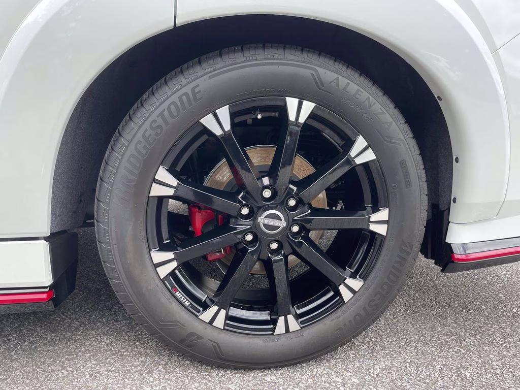 2026 Everest White Pearl/Black Nissan Armada NISMO 4X4 SUV
