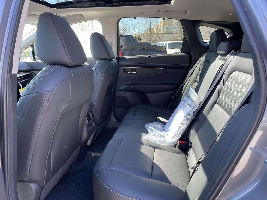 2026 Gun Metallic Nissan Murano Platinum AWD SUV