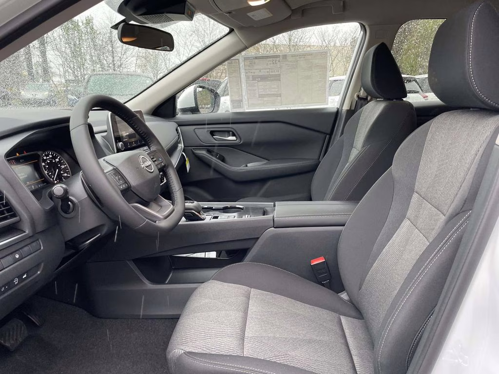 2026 Everest White Pearl Tricoat Nissan Rogue SV FWD SUV