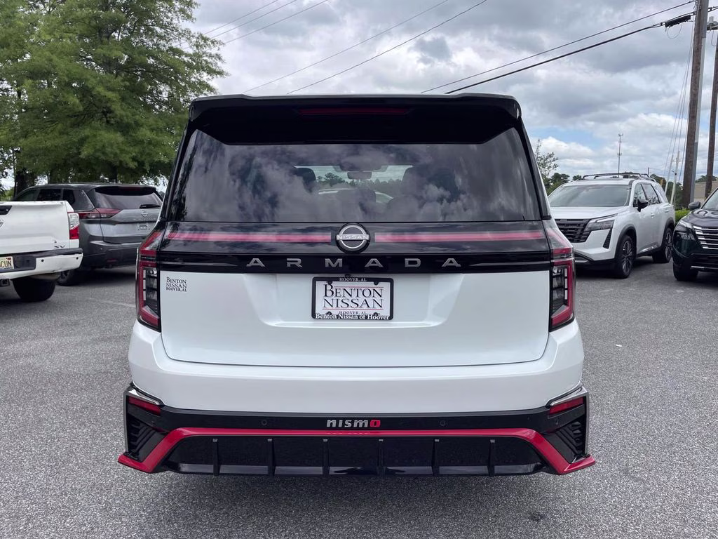 2026 Everest White Pearl/Black Nissan Armada NISMO 4X4 SUV