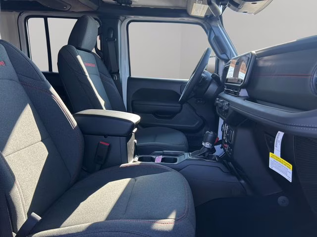 2026 Bright White Clearcoat Jeep Wrangler Rubicon 4X4 SUV