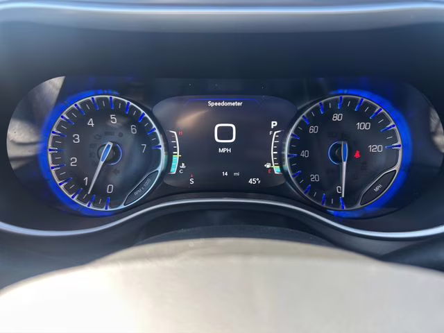 2026 Bright White Clearcoat Chrysler Pacifica Select AWD Van