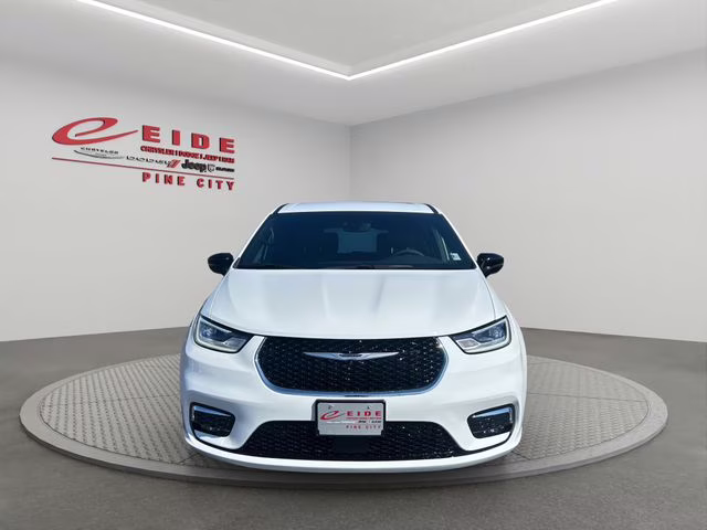 2026 Bright White Clearcoat Chrysler Pacifica Select AWD Van