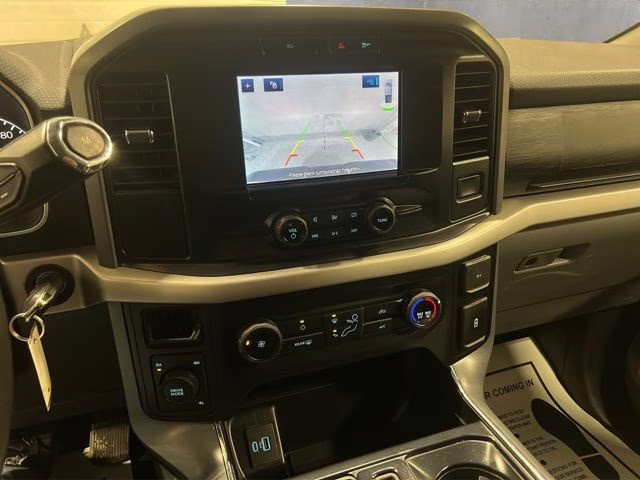 2023 Oxford White Ford F-150 XLT 4X4 Truck