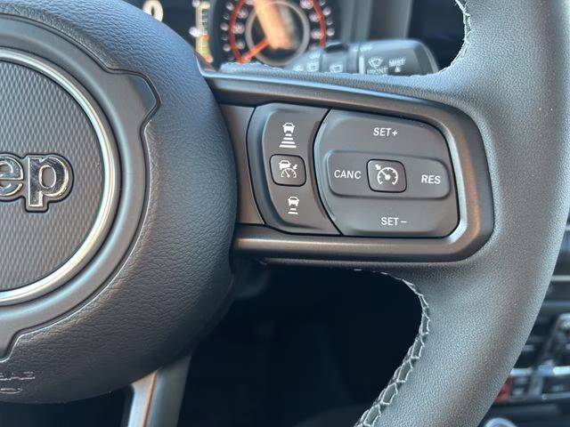 2026 Bright White Clearcoat Jeep Wrangler Rubicon 4X4 SUV