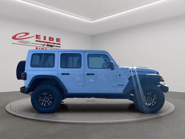 2026 Bright White Clearcoat Jeep Wrangler Rubicon 4X4 SUV