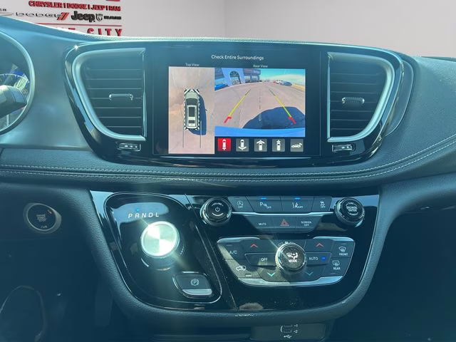 2026 Bright White Clearcoat Chrysler Pacifica Select AWD Van