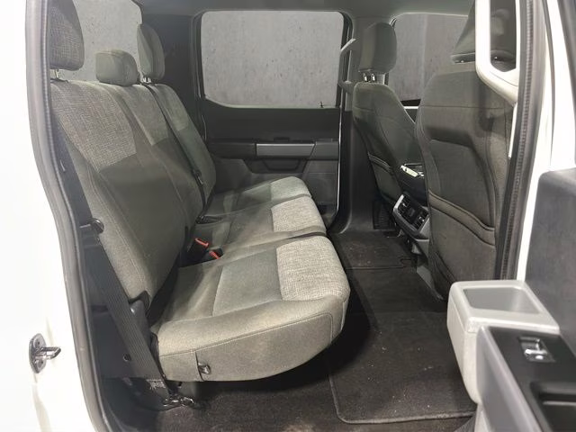 2023 Oxford White Ford F-150 XLT 4X4 Truck