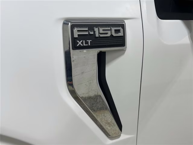 2023 Oxford White Ford F-150 XLT 4X4 Truck