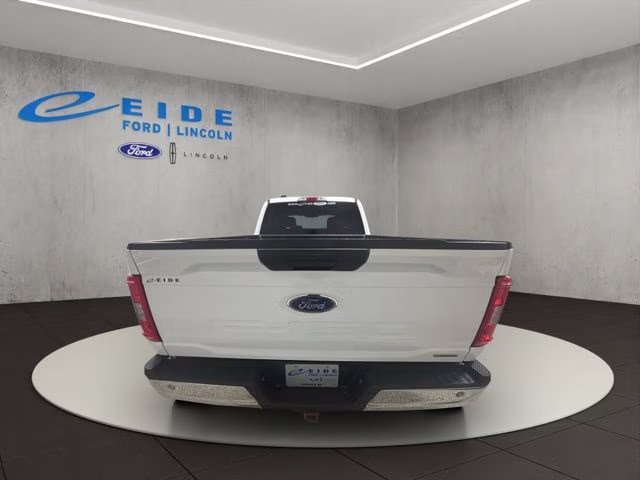 2023 Oxford White Ford F-150 XLT 4X4 Truck