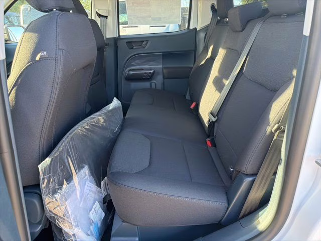 2026 Oxford White Ford Maverick XL FWD Truck