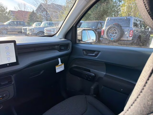 2026 Oxford White Ford Maverick XL FWD Truck