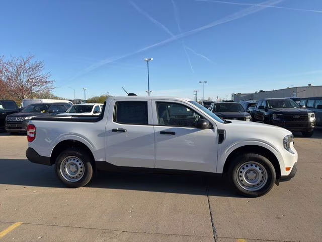 2026 Oxford White Ford Maverick XL FWD Truck