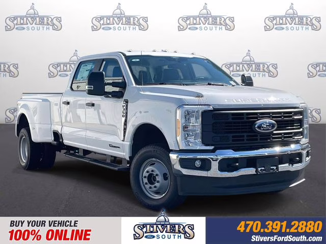 2026 Oxford White Ford Super Duty F-350 DRW XL 4X4 Truck