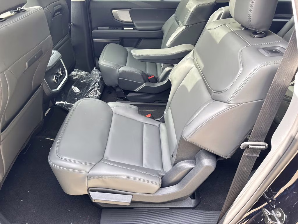 2026 Black Metallic Ford Expedition Max Active RWD SUV