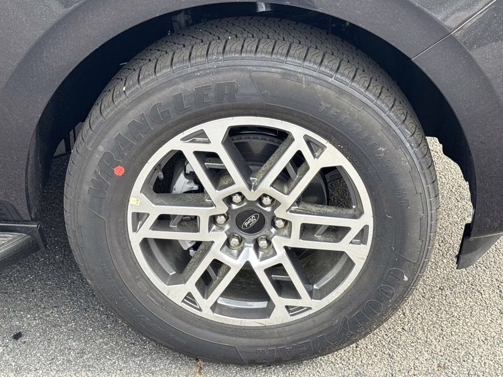 2026 Gray Metallic Ford Expedition Max Active RWD SUV