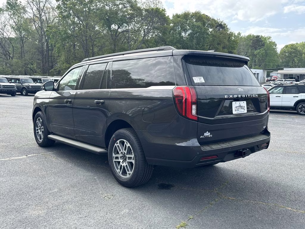 2026 Gray Metallic Ford Expedition Max Active RWD SUV