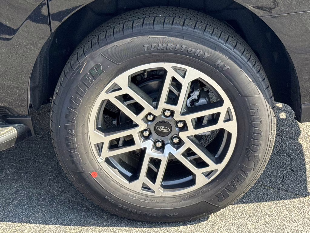 2026 Black Metallic Ford Expedition Max Active RWD SUV