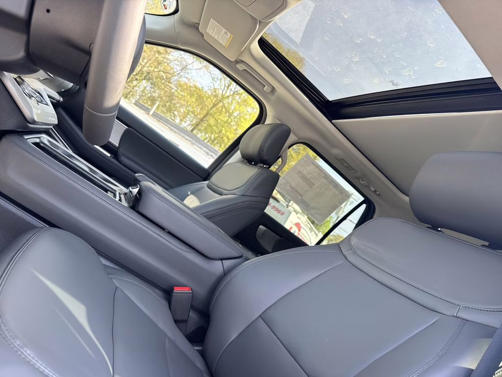 2026 Gray Metallic Ford Expedition Active RWD SUV