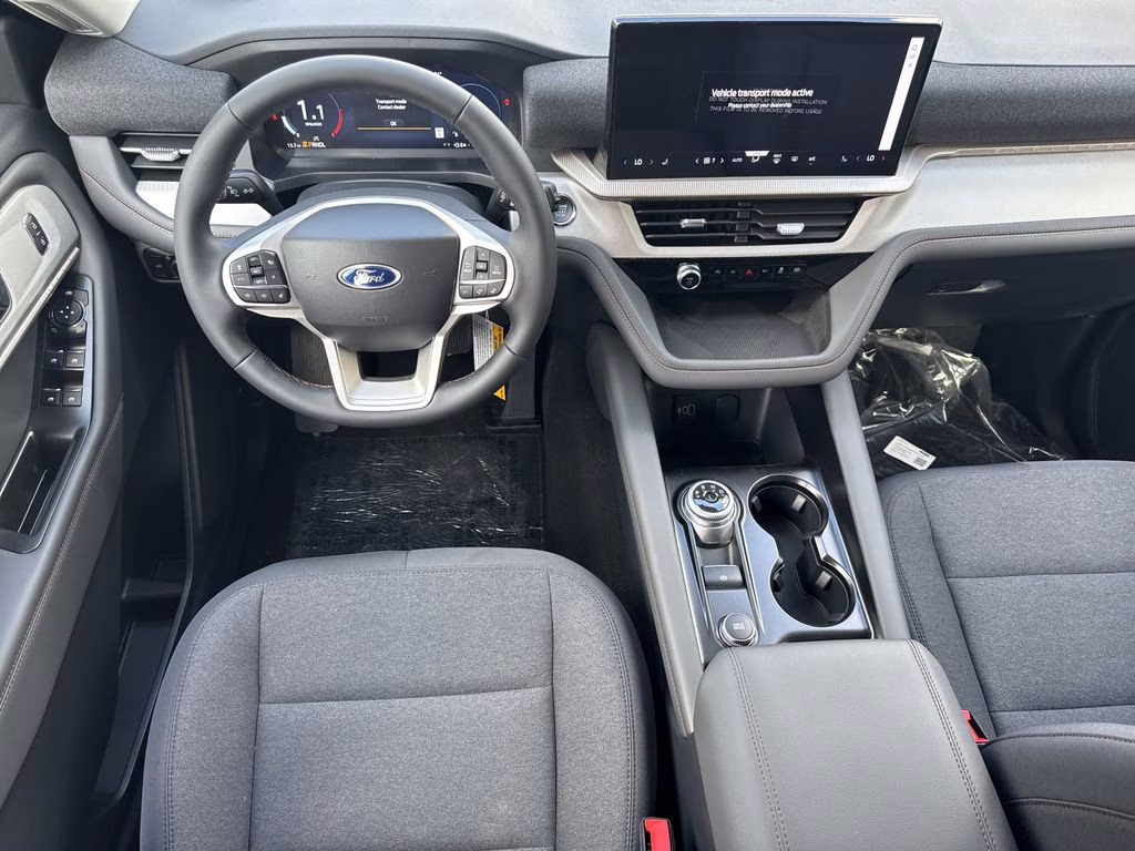 2026 White Metallic Ford Explorer Active RWD SUV