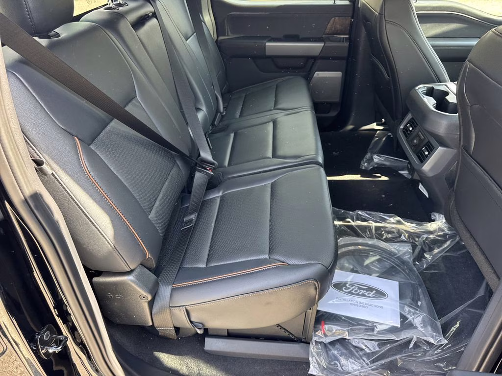 2026 Black Metallic Ford Super Duty F-250 SRW Lariat 4X4 Truck