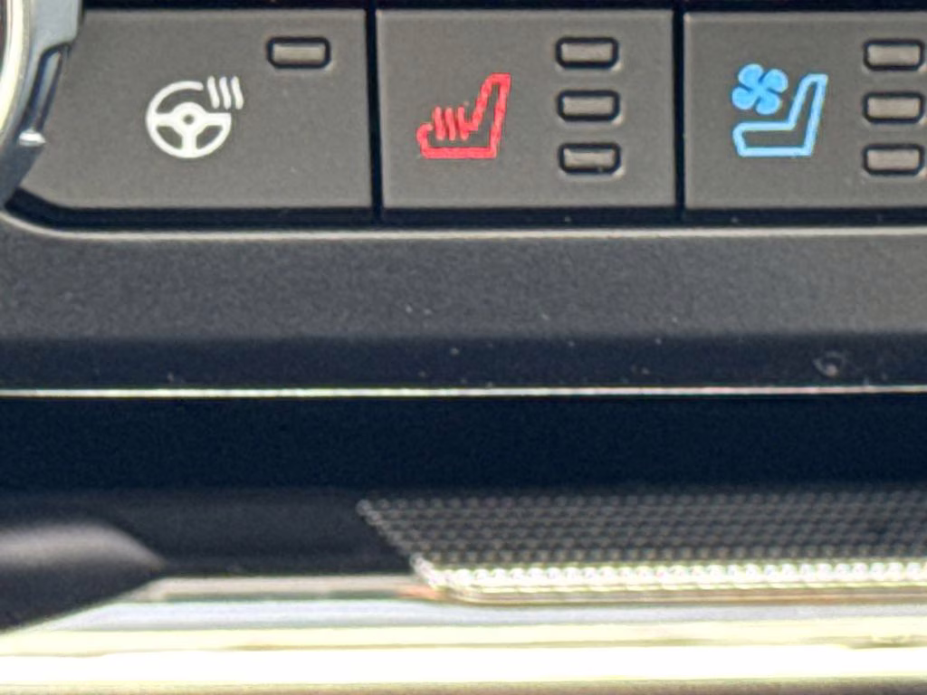 2026 Black Metallic Ford Super Duty F-250 SRW Lariat 4X4 Truck