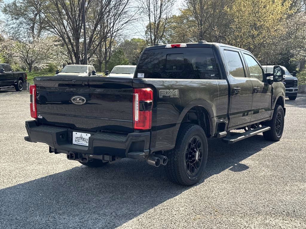 2026 Black Metallic Ford Super Duty F-250 SRW Lariat 4X4 Truck