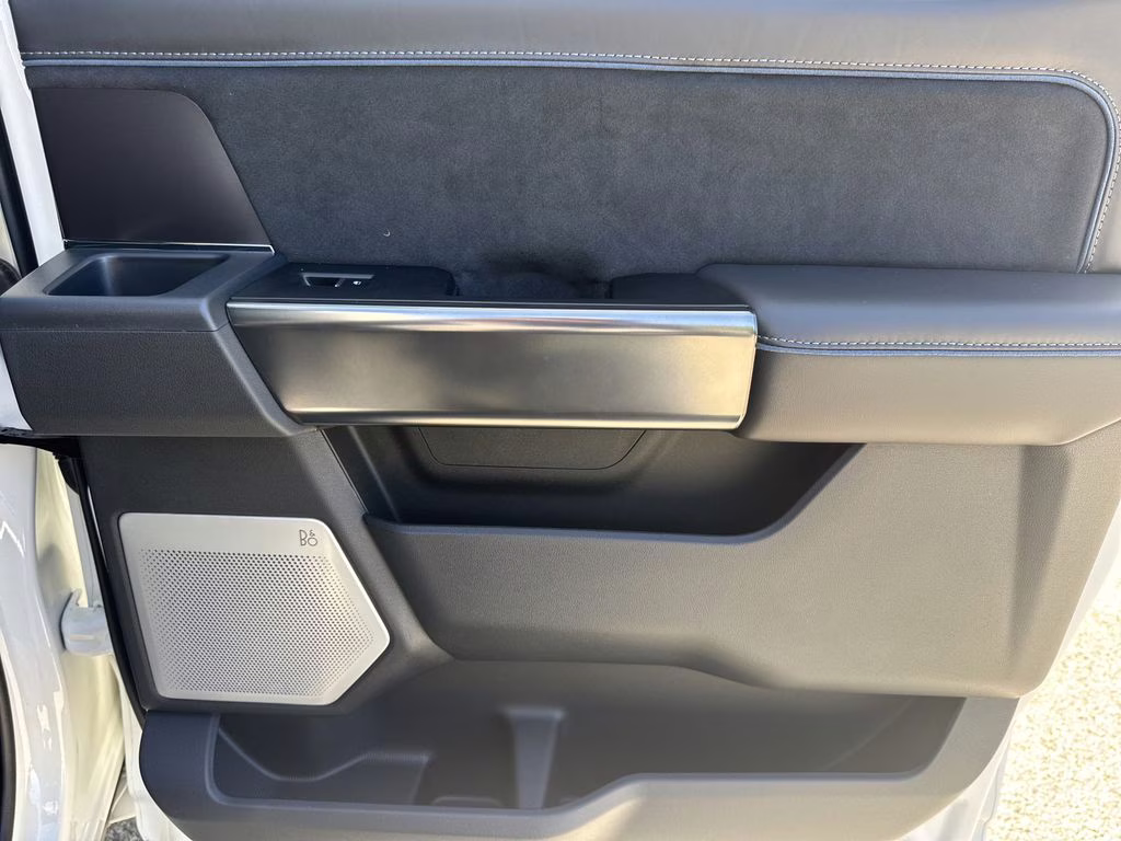 2026 White Metallic Ford Super Duty F-350 SRW Platinum 4X4 Truck