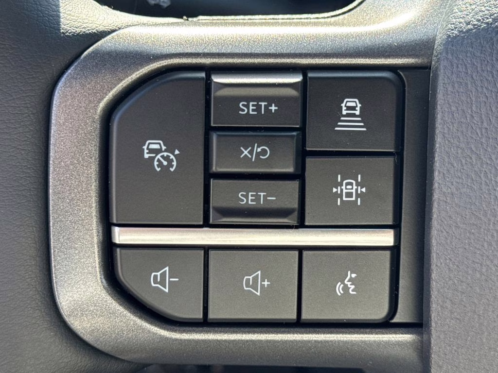 2026 Oxford White Ford F-150 Lariat 4X4 Truck