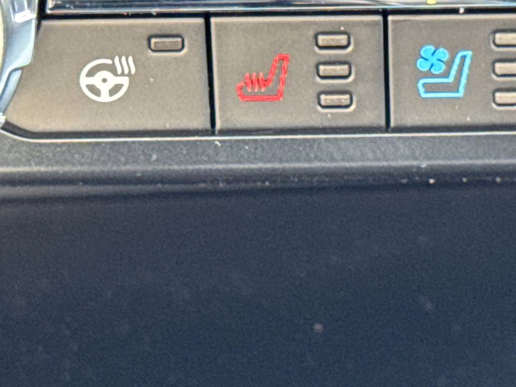 2026 Oxford White Ford F-150 Lariat 4X4 Truck