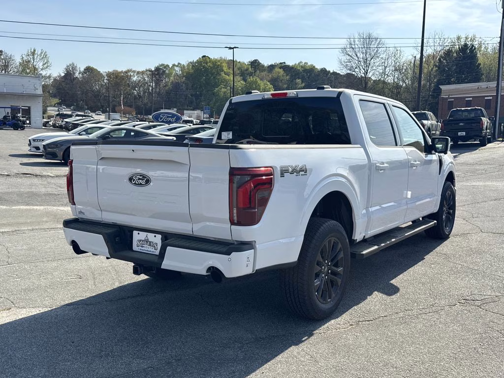 2026 Oxford White Ford F-150 Lariat 4X4 Truck