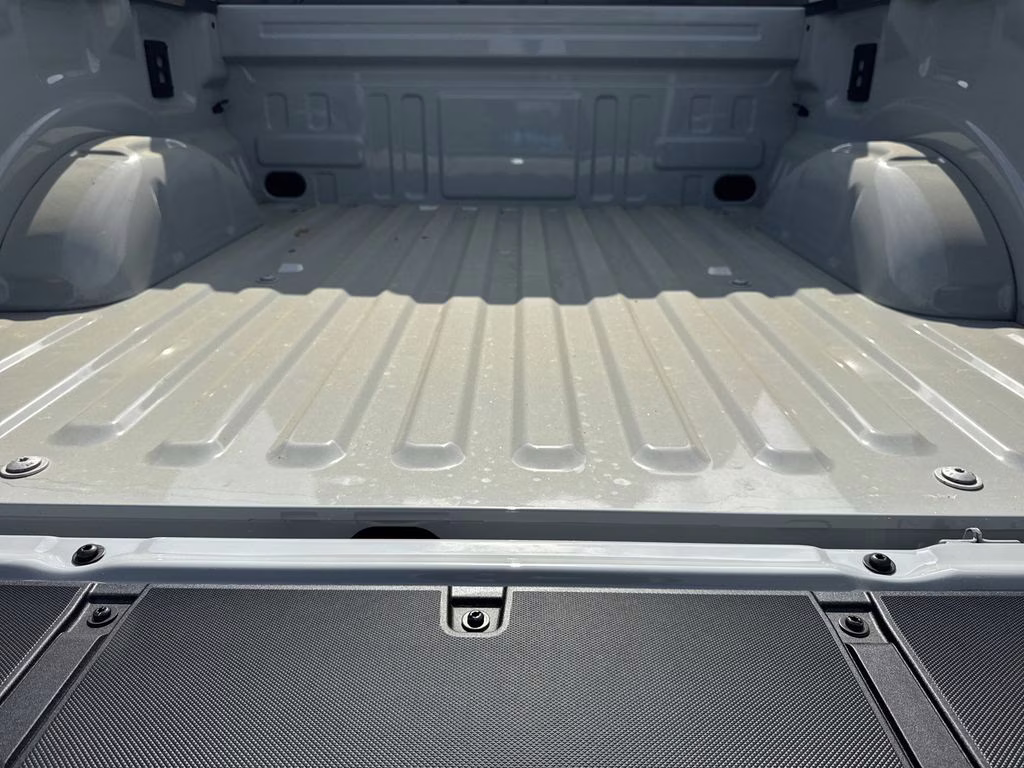 2026 Avalanche Ford F-150 Platinum 4X4 Truck