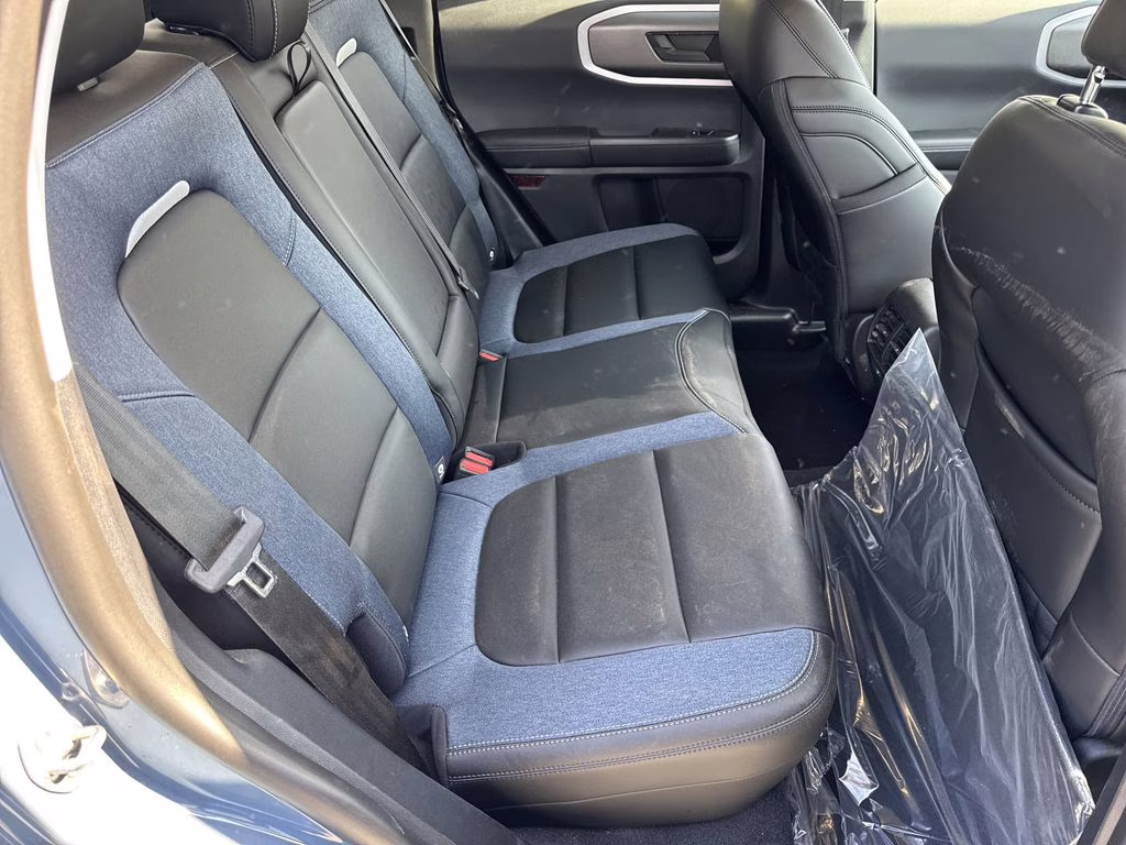 2026 Azure Gray Metallic Ford Bronco Sport Outer Banks 4X4 SUV